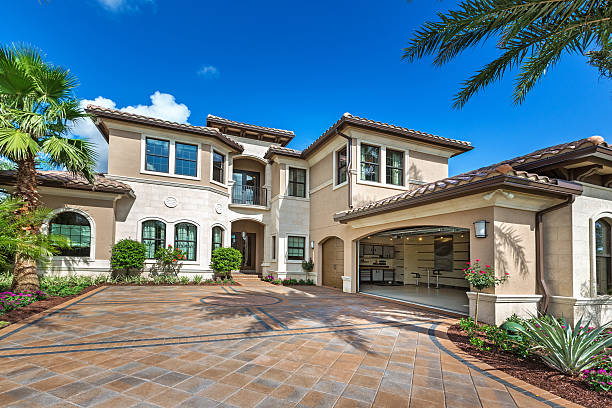 Professional Driveway Pavers in North Shore, CA